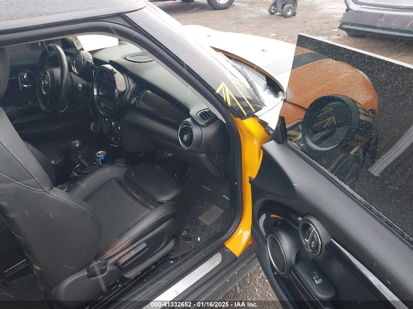 2015 MINI HARDTOP VIN: WMWXP7C59F2A60446