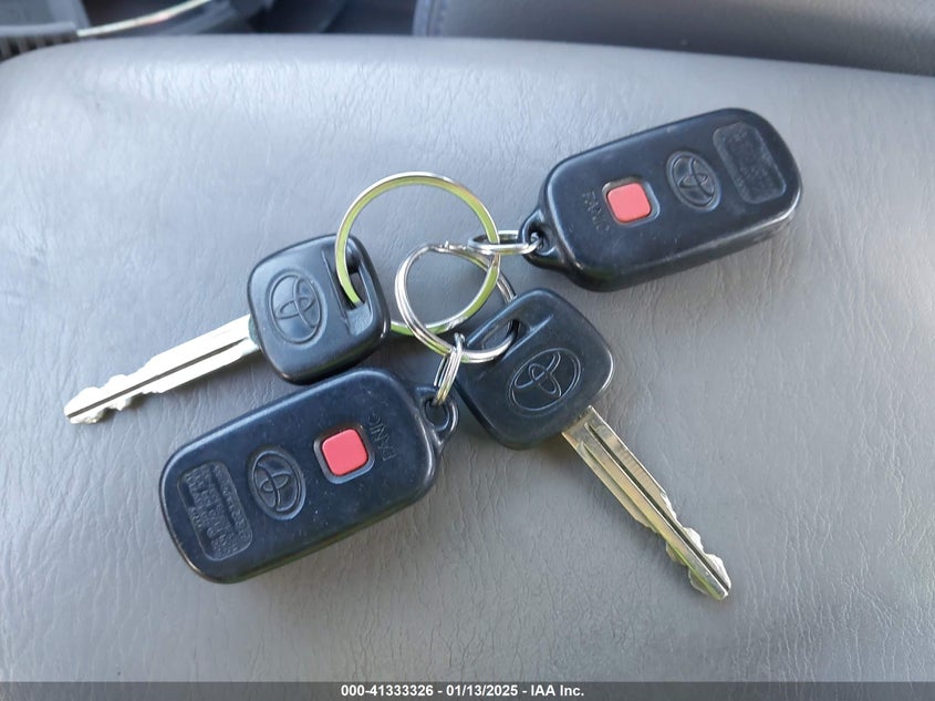 2006 TOYOTA CAMRY VIN: 4T1BE32K26U655851