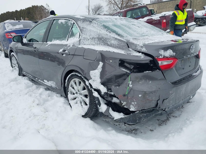 2019 TOYOTA CAMRY VIN: 4T1B11HK8KU706285