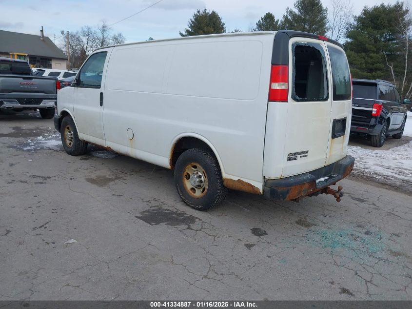 VIN 1GCWGFCA5D1192559 2013 CHEVROLET EXPRESS 2500 no.3