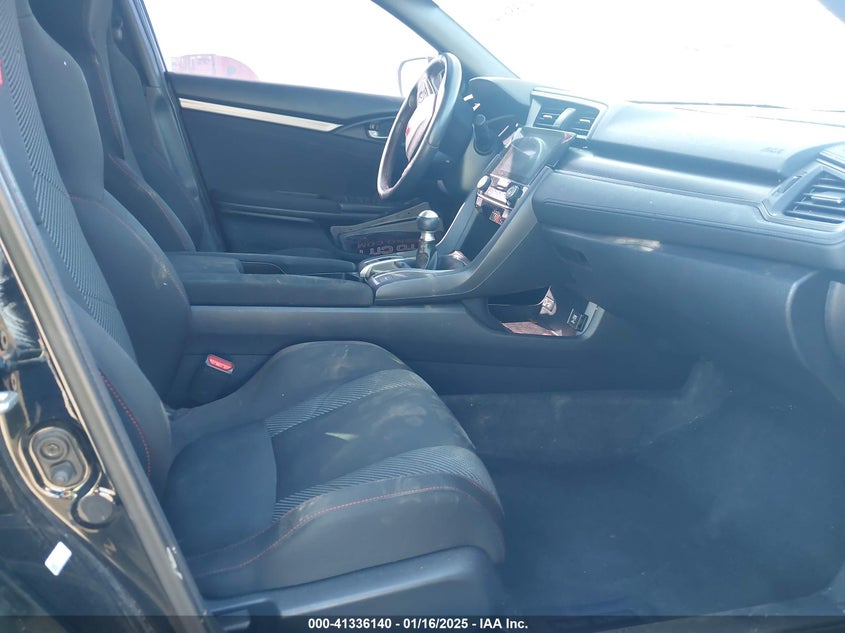 2018 HONDA CIVIC VIN: 2HGFC1E55JH710487