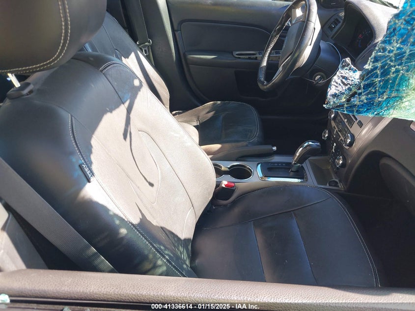 2011 FORD FUSION VIN: 3FAHP0JA8BR245997
