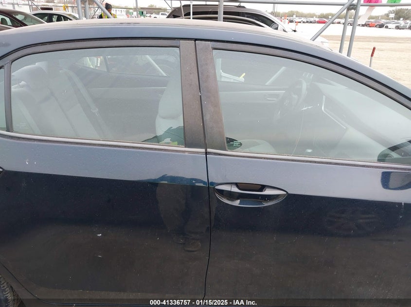 2017 TOYOTA COROLLA LE - 2T1BURHE3HC882509