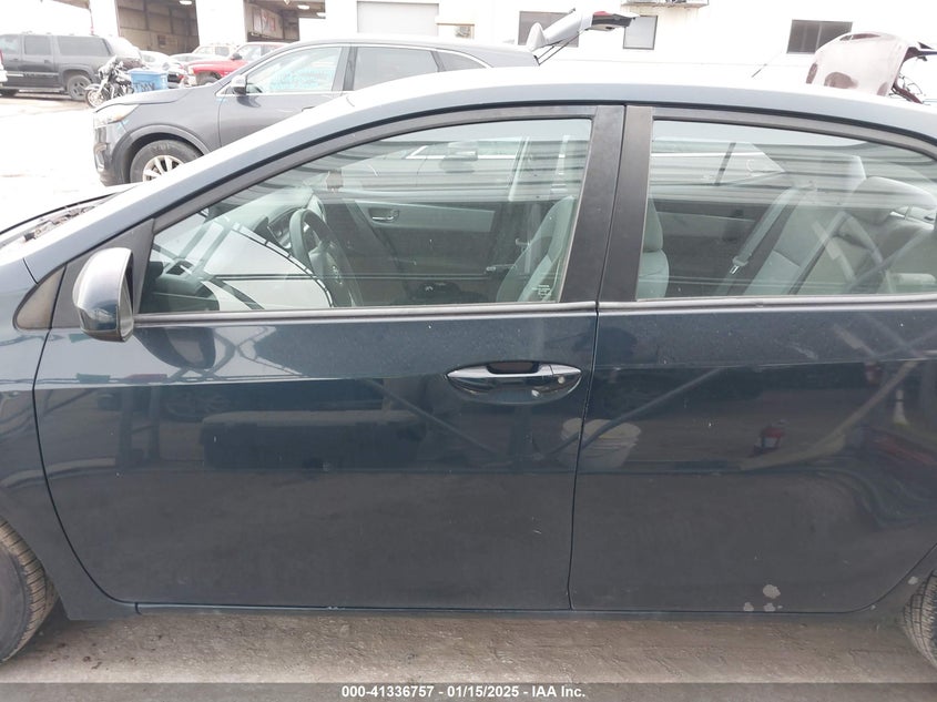 2017 TOYOTA COROLLA LE - 2T1BURHE3HC882509