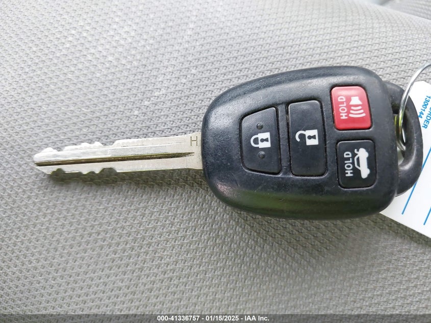 2017 TOYOTA COROLLA LE - 2T1BURHE3HC882509