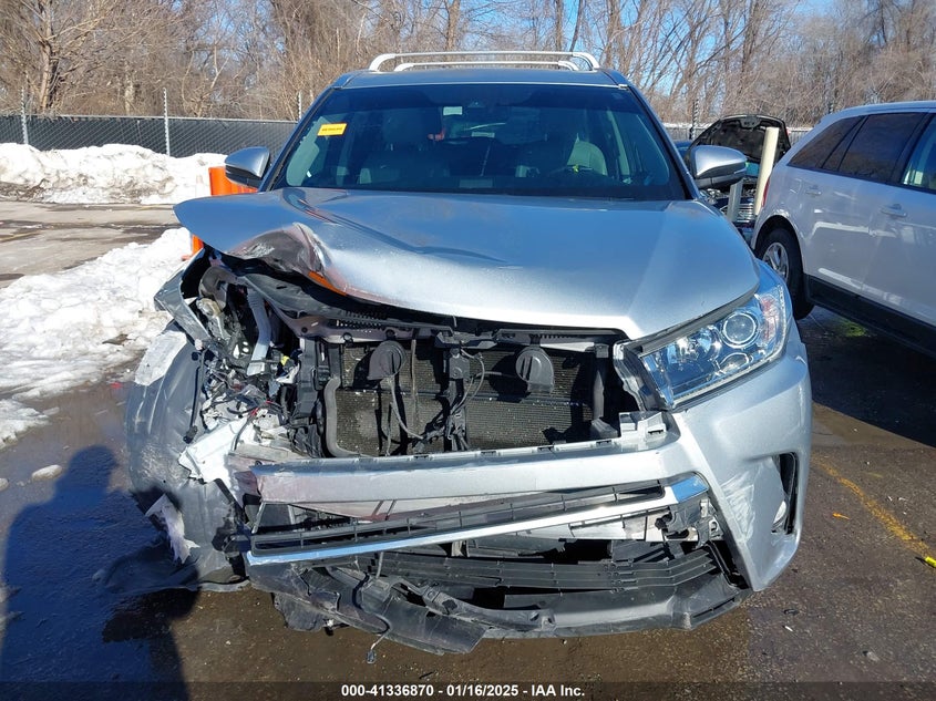 2017 TOYOTA HIGHLANDER HYBRID LIMITED - 5TDDGRFH8HS024036