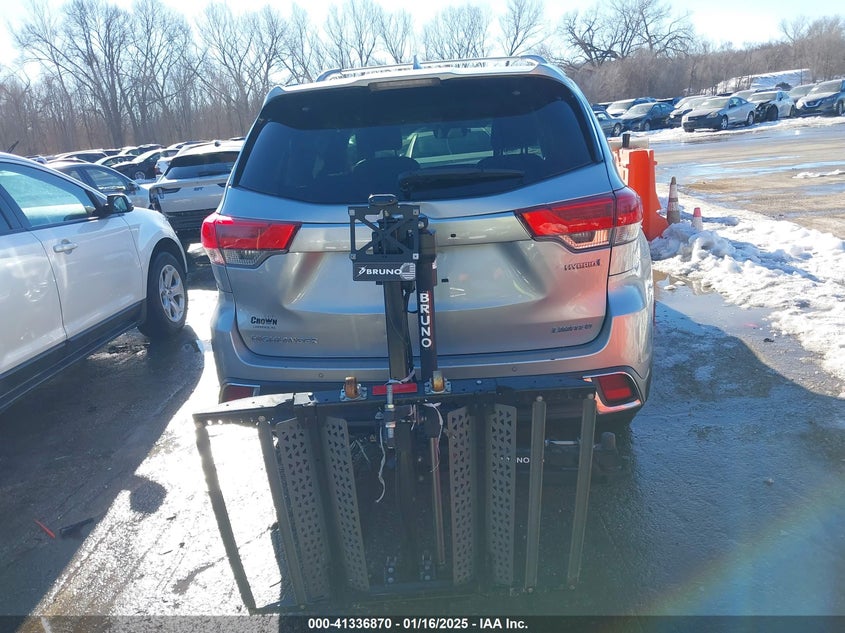 2017 TOYOTA HIGHLANDER HYBRID LIMITED - 5TDDGRFH8HS024036