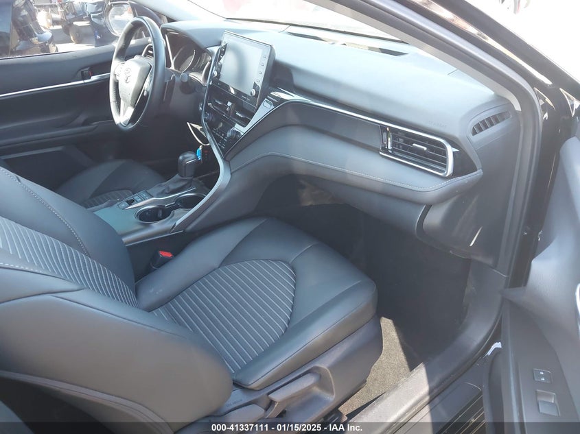 2024 TOYOTA CAMRY HYBRID VIN: 4T1S31AK3RU627606