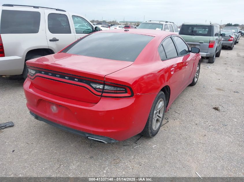 VIN 2C3CDXBG5FH741600 2015 Dodge Charger, SE no.4