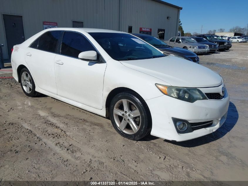 VIN 4T1BF1FK2EU792136 2014 Toyota Camry, SE no.1