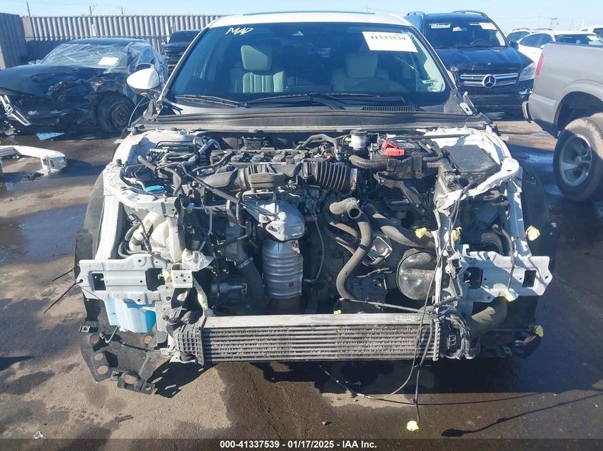 2018 HONDA ACCORD VIN: 1HGCV1F5XJA116326