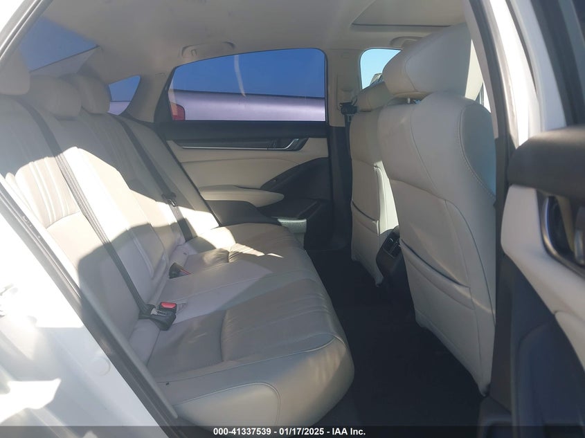 2018 HONDA ACCORD VIN: 1HGCV1F5XJA116326