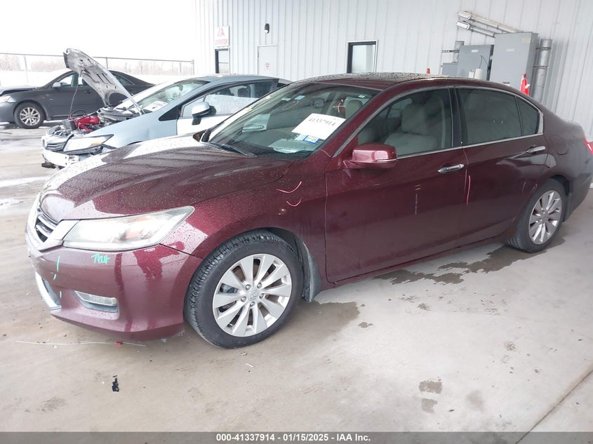 2013 HONDA ACCORD VIN: 1HGCR3F85DA001891
