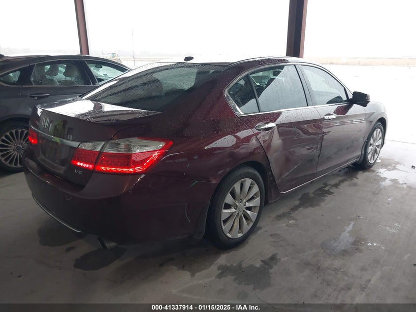 2013 HONDA ACCORD VIN: 1HGCR3F85DA001891