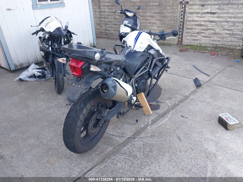 2016 TRIUMPH MOTORCYCLE TIGER 800 XR SMTE03BF0GT713628