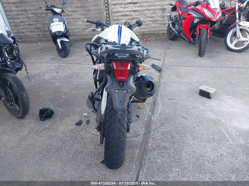 2016 TRIUMPH MOTORCYCLE TIGER 800 XR SMTE03BF0GT713628