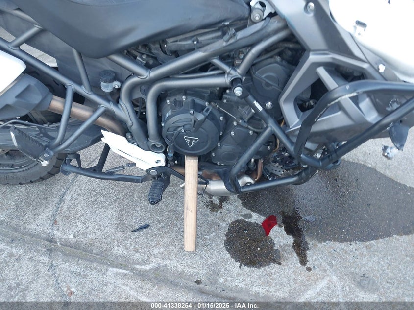 2016 TRIUMPH MOTORCYCLE TIGER 800 XR SMTE03BF0GT713628