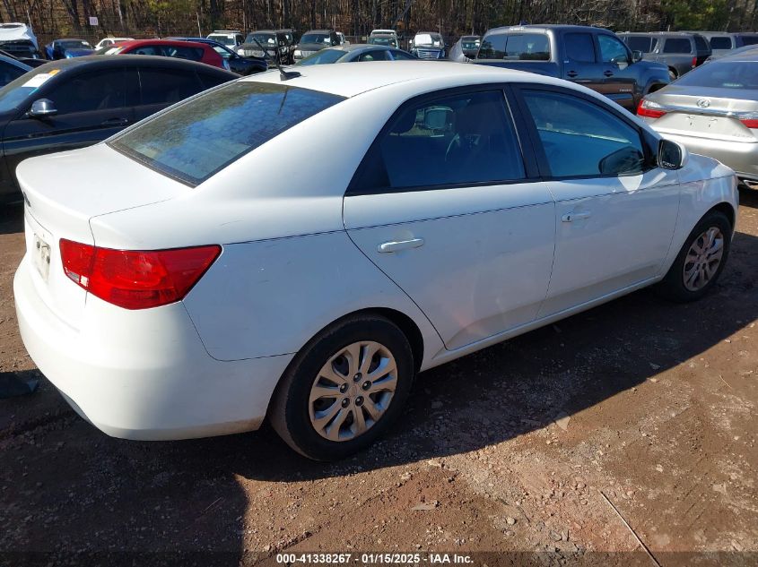 VIN KNAFT4A26D5646979 2013 KIA Forte, LX no.4