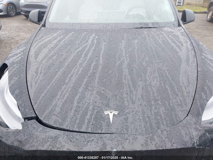 VIN 5YJYGDEF2MF215938 2021 TESLA MODEL Y
