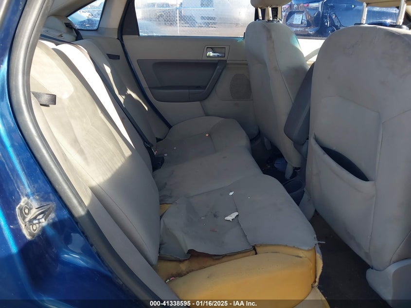 2008 FORD FOCUS VIN: 1FAHP35N68W190504