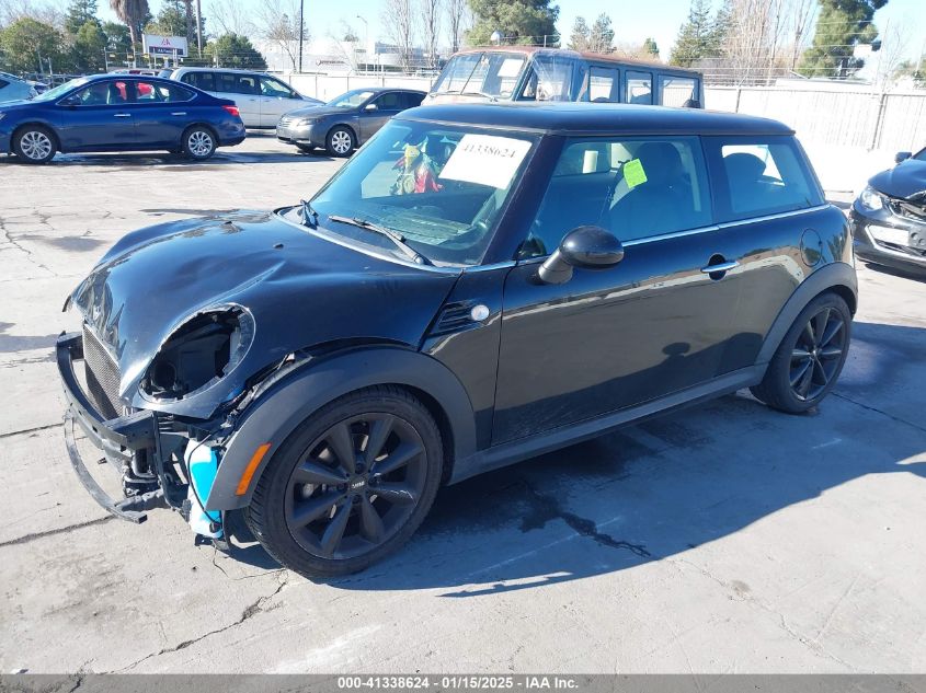 VIN WMWSU3C59DT681332 2013 Mini Hardtop, Cooper no.2