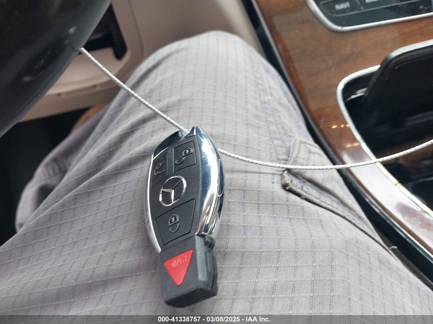 2015 Mercedes-Benz C 300 VIN: 55SWF4JB2FU077588 Lot: 41338757