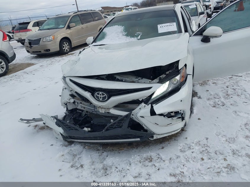 2022 TOYOTA CAMRY VIN: 4T1KZ1AK3NU062105