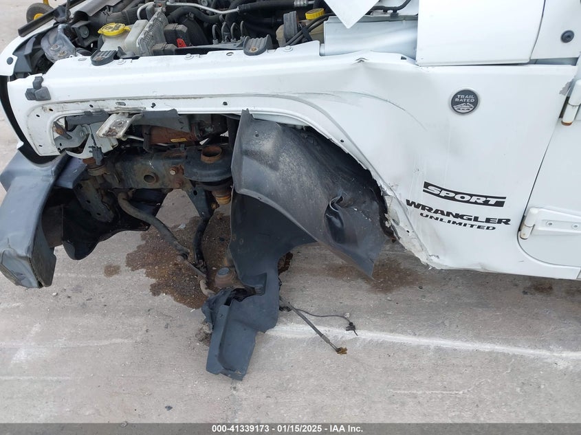 2016 JEEP WRANGLER UNLIMITED SPORT - 1C4BJWDG0GL304180