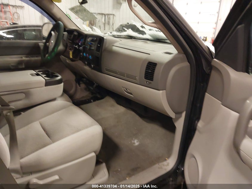 2008 GMC SIERRA 1500 VIN: 2GTEK19J881285841