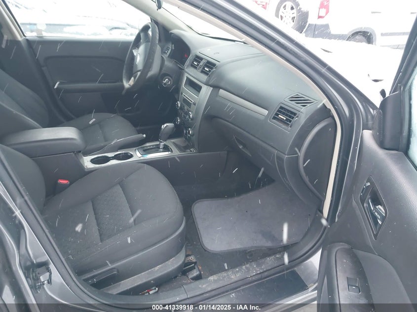 2010 FORD FUSION VIN: 3FAHP0HA5AR283000