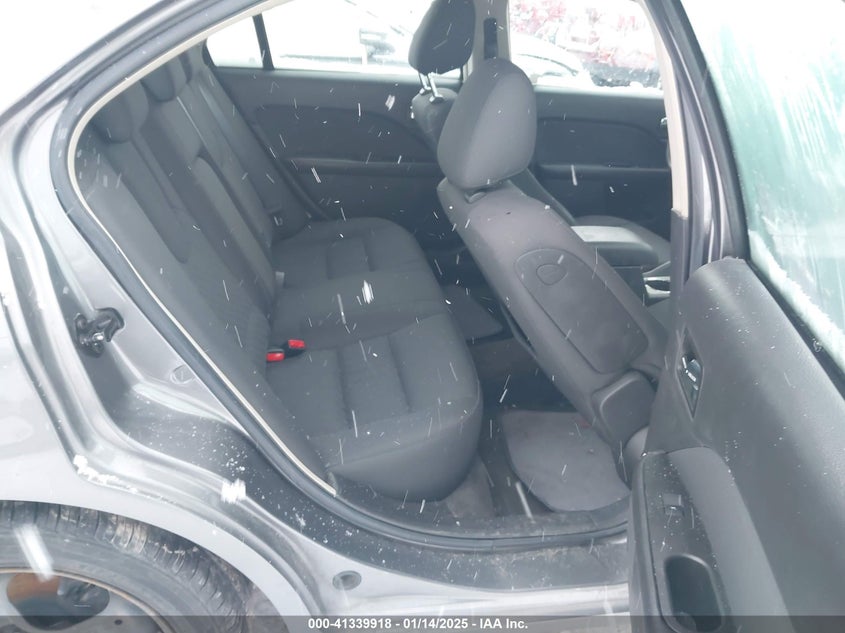 2010 FORD FUSION VIN: 3FAHP0HA5AR283000
