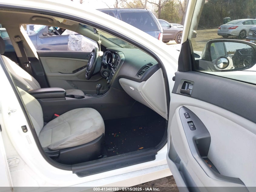 2012 KIA OPTIMA VIN: KNAGM4A77C5294779