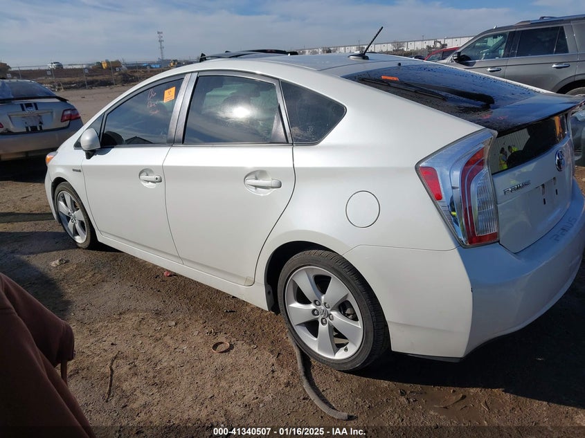 2015 TOYOTA PRIUS VIN: JTDKN3DU8F0465885