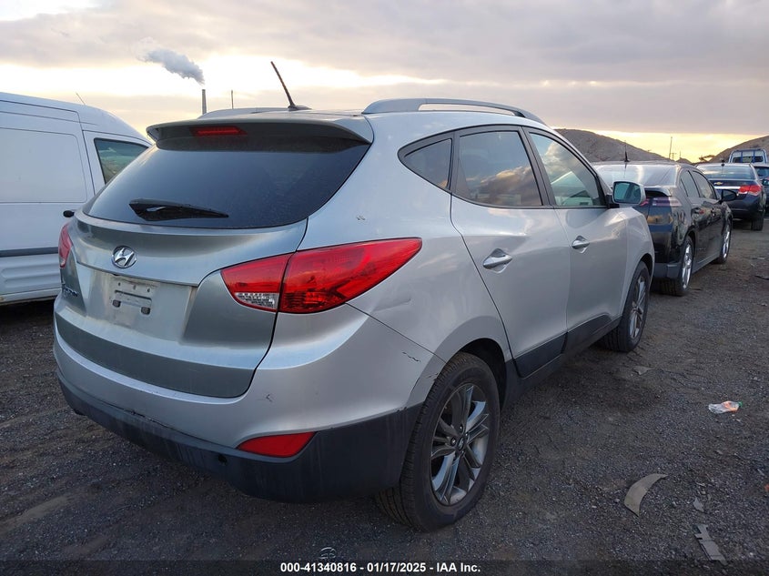 2015 HYUNDAI TUCSON SE - KM8JUCAG2FU048733