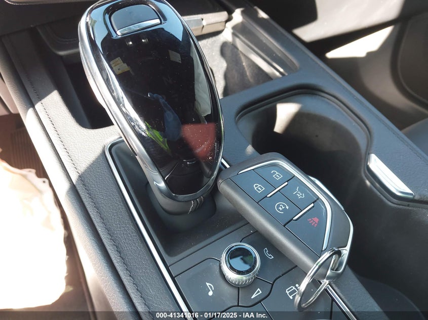 2025 CADILLAC XT4 VIN: 1GYFZCR45SF120216