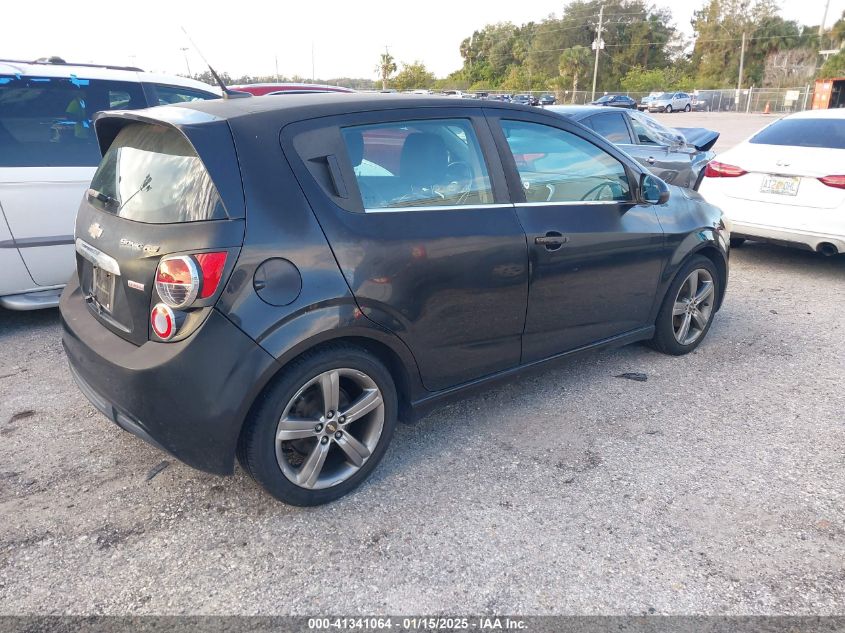 VIN 1G1JG6SB1D4250498 2013 CHEVROLET SONIC no.4