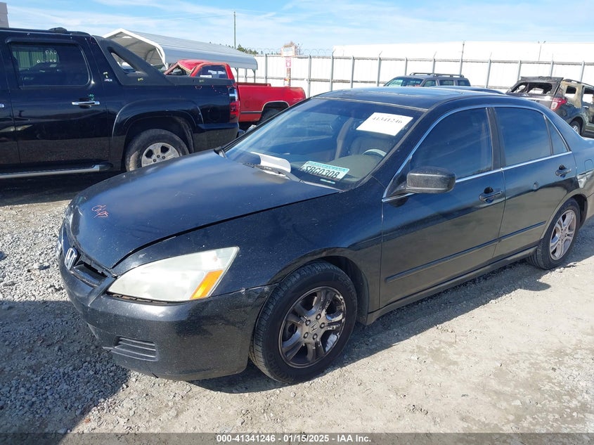 2007 HONDA ACCORD VIN: 1HGCM56817A076943