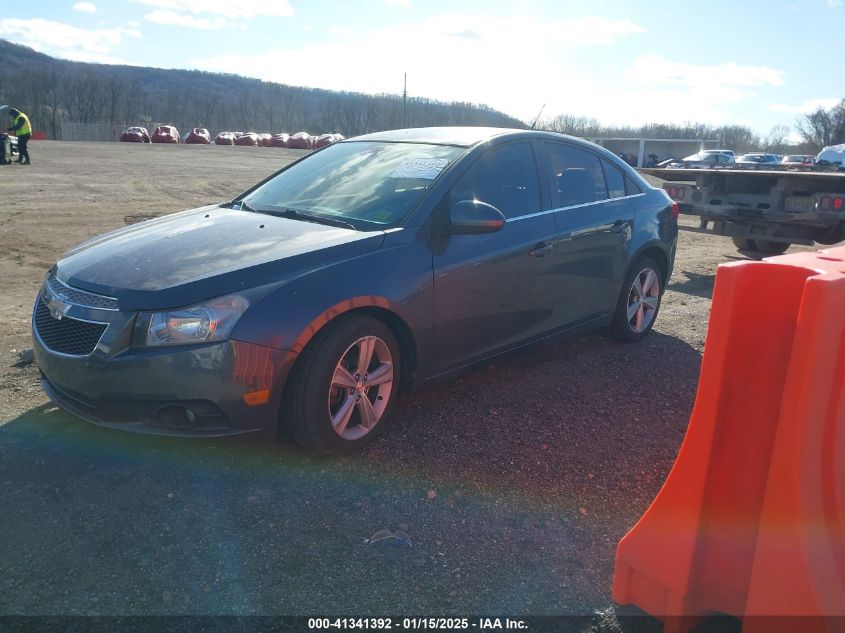 VIN 1G1PE5SB0D7117174 2013 CHEVROLET CRUZE no.2