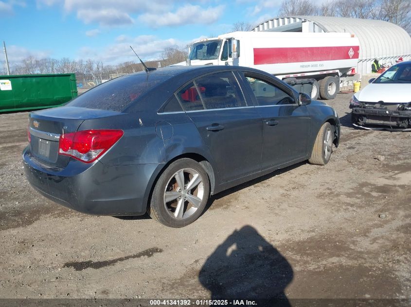 VIN 1G1PE5SB0D7117174 2013 CHEVROLET CRUZE no.4