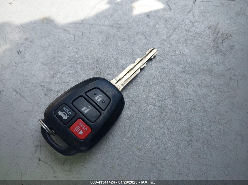 2012 TOYOTA CAMRY VIN: 4T1BF1FK4CU163636