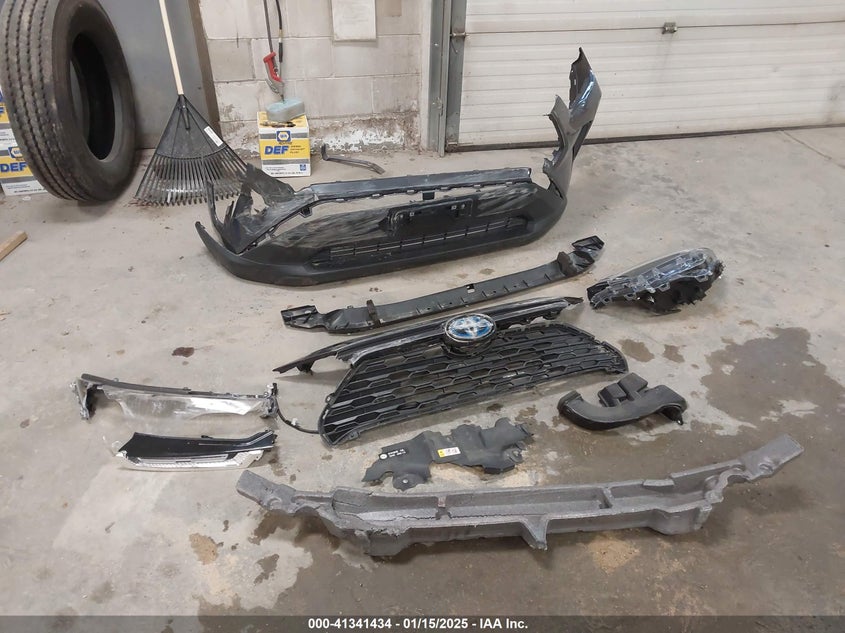 2022 TOYOTA RAV4 HYBRID XLE - 4T3RWRFV5NU060839