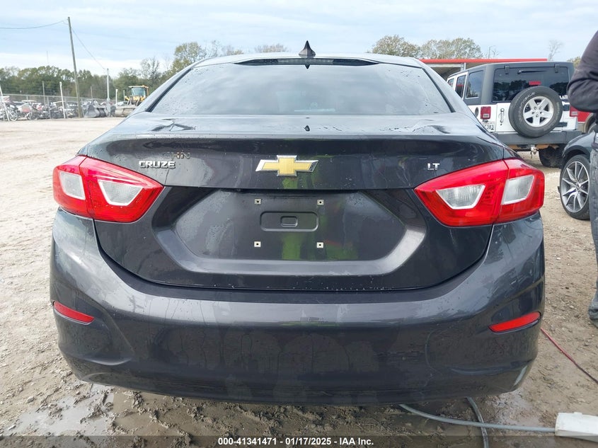 2017 CHEVROLET CRUZE VIN: 1G1BE5SMXH7145873