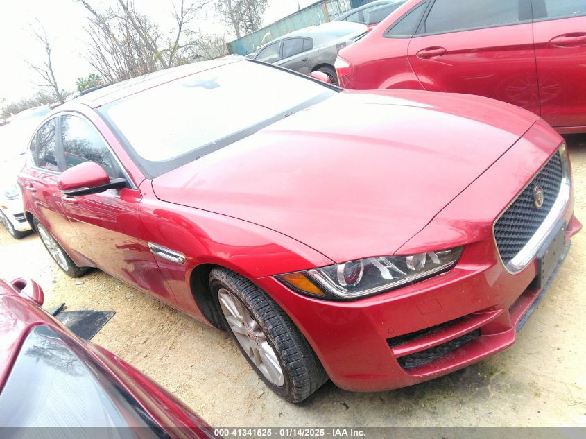 VIN SAJAD4FN3JCP24916 2018 Jaguar XE, 20D Premium no.1