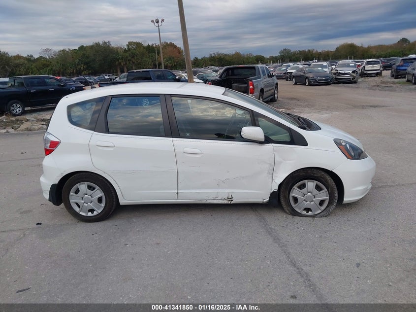 2013 HONDA FIT - JHMGE8H30DC001195