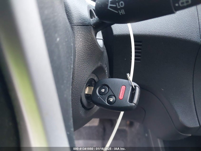 2013 HONDA FIT - JHMGE8H30DC001195