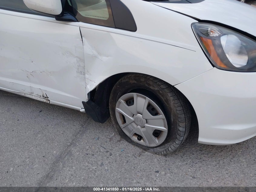 2013 HONDA FIT - JHMGE8H30DC001195