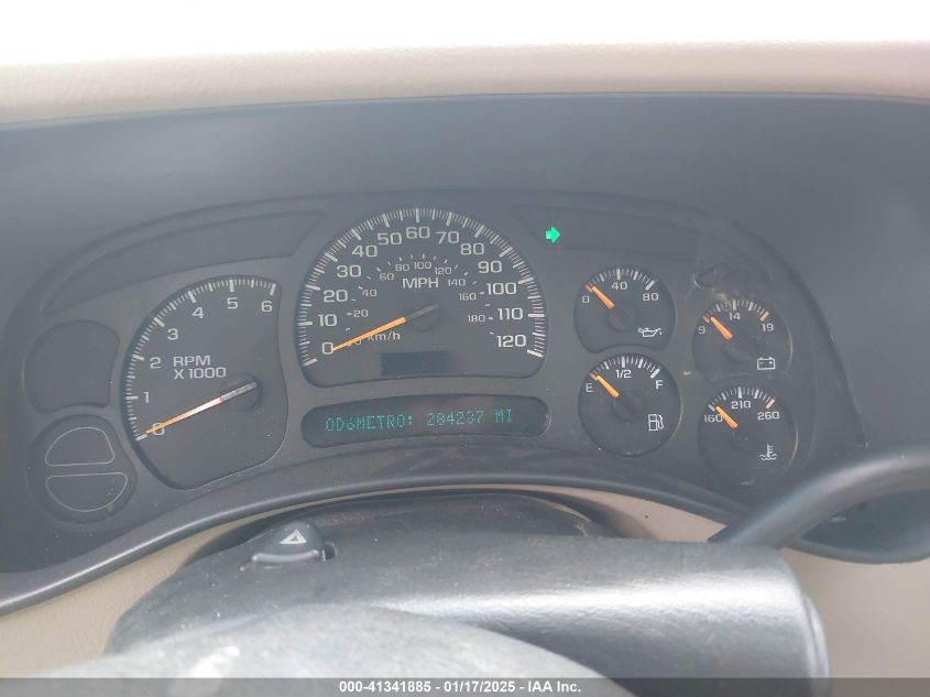 2005 Chevrolet Tahoe Z71 VIN: 1GNEC13T05R171592 Lot: 41341885