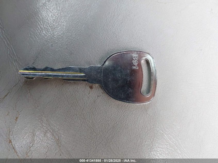 2005 Chevrolet Tahoe Z71 VIN: 1GNEC13T05R171592 Lot: 41341885