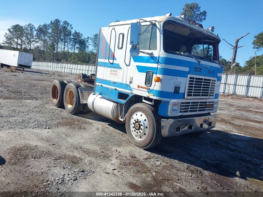 1HSRDACR9KH678141 INTERNATIONAL 9600 Photo 1