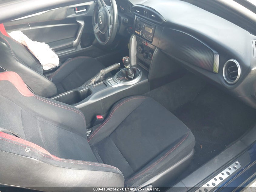 2013 SCION FR-S VIN: JF1ZNAA15D1702570